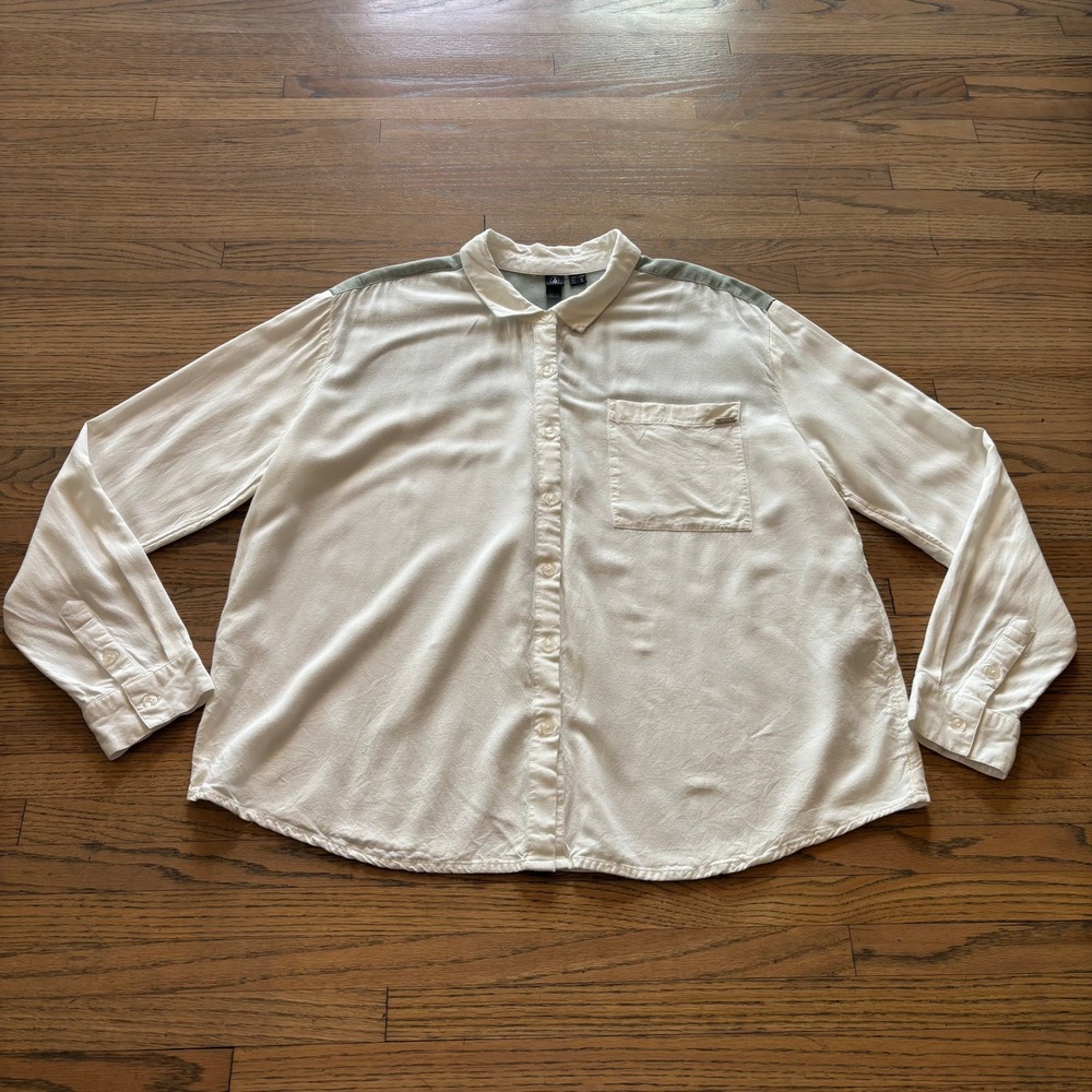 Volcom Womens Large Coco Ho Yoked White Button Down Shirt Sage Green